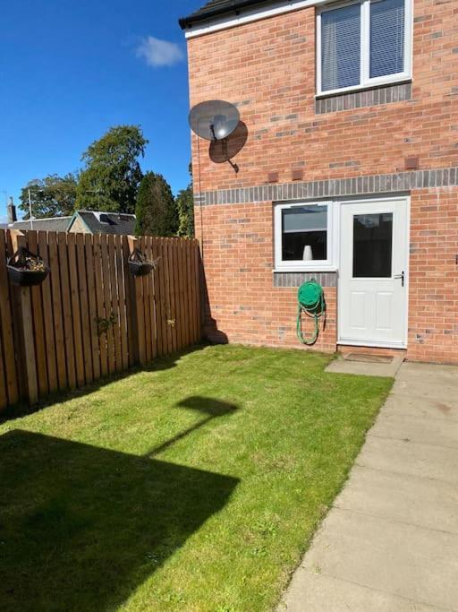 Loch Leven Getaway - 2 Bed House Apartment Kinross Bagian luar foto