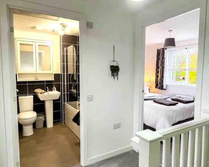 Loch Leven Getaway - 2 Bed House Apartment Kinross Bagian luar foto